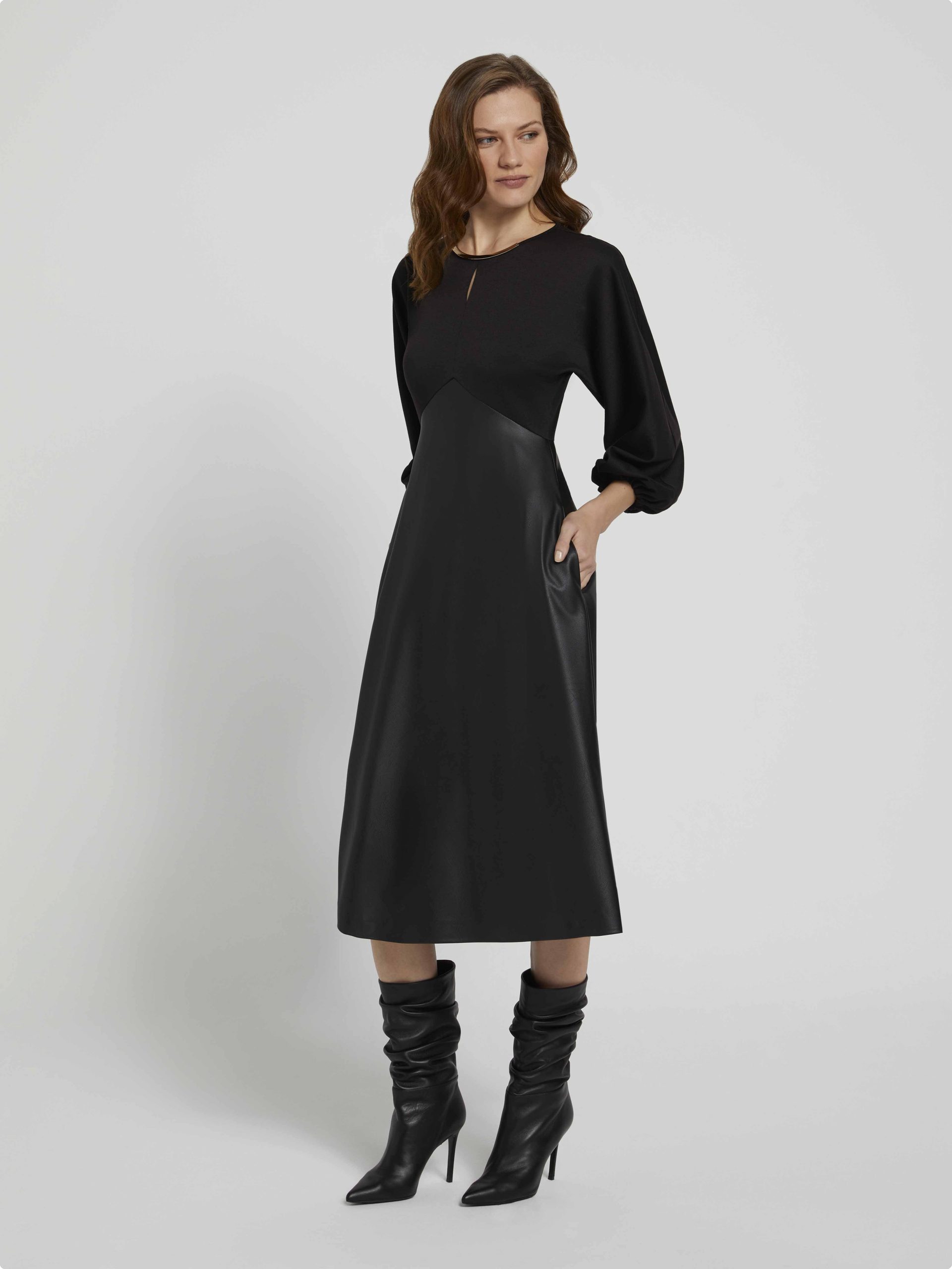 LAURA BERNAL INVIERNO SS240697-min